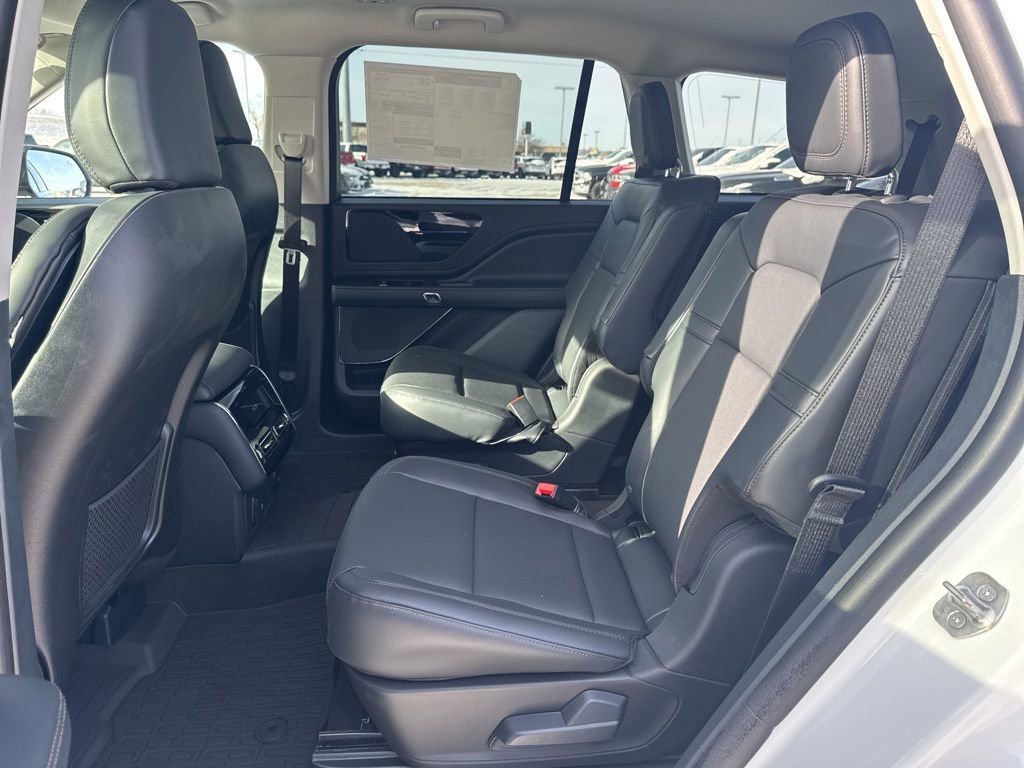 New 2026 Lincoln Aviator AWD image 21