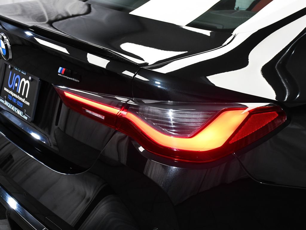 Used 2022 BMW M4 xDrive Competition w/ M Carbon Exterior Package AWD/4WD image 91