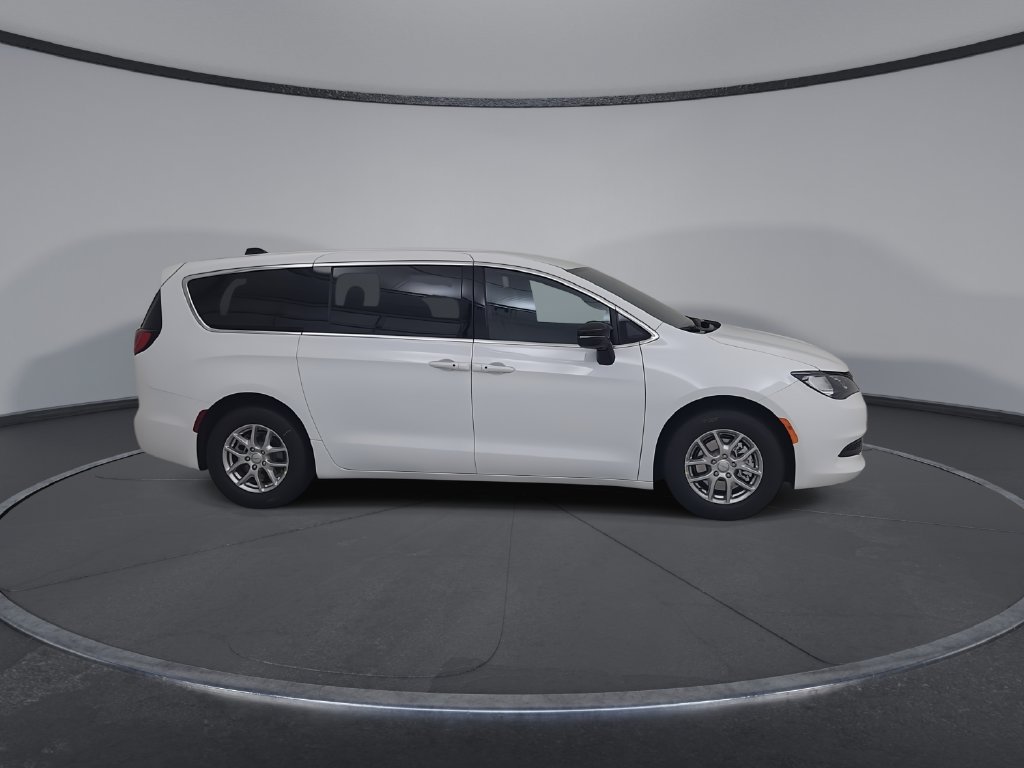 New 2027 Chrysler Pacifica LX FWD image 16