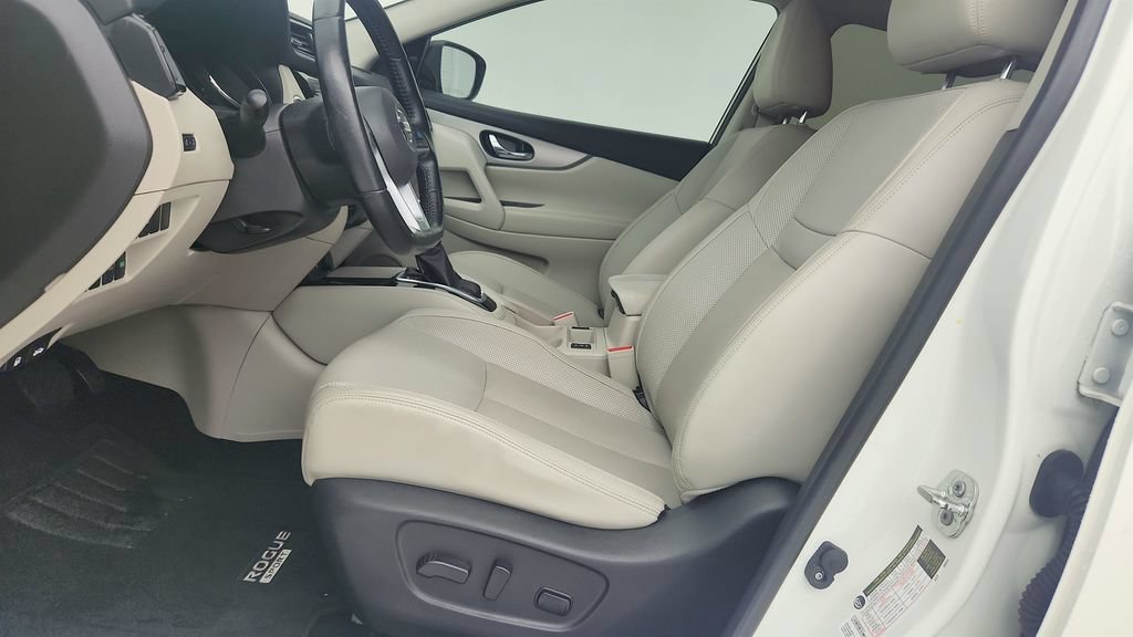 Used 2020 Nissan Rogue Sport SL FWD image 10