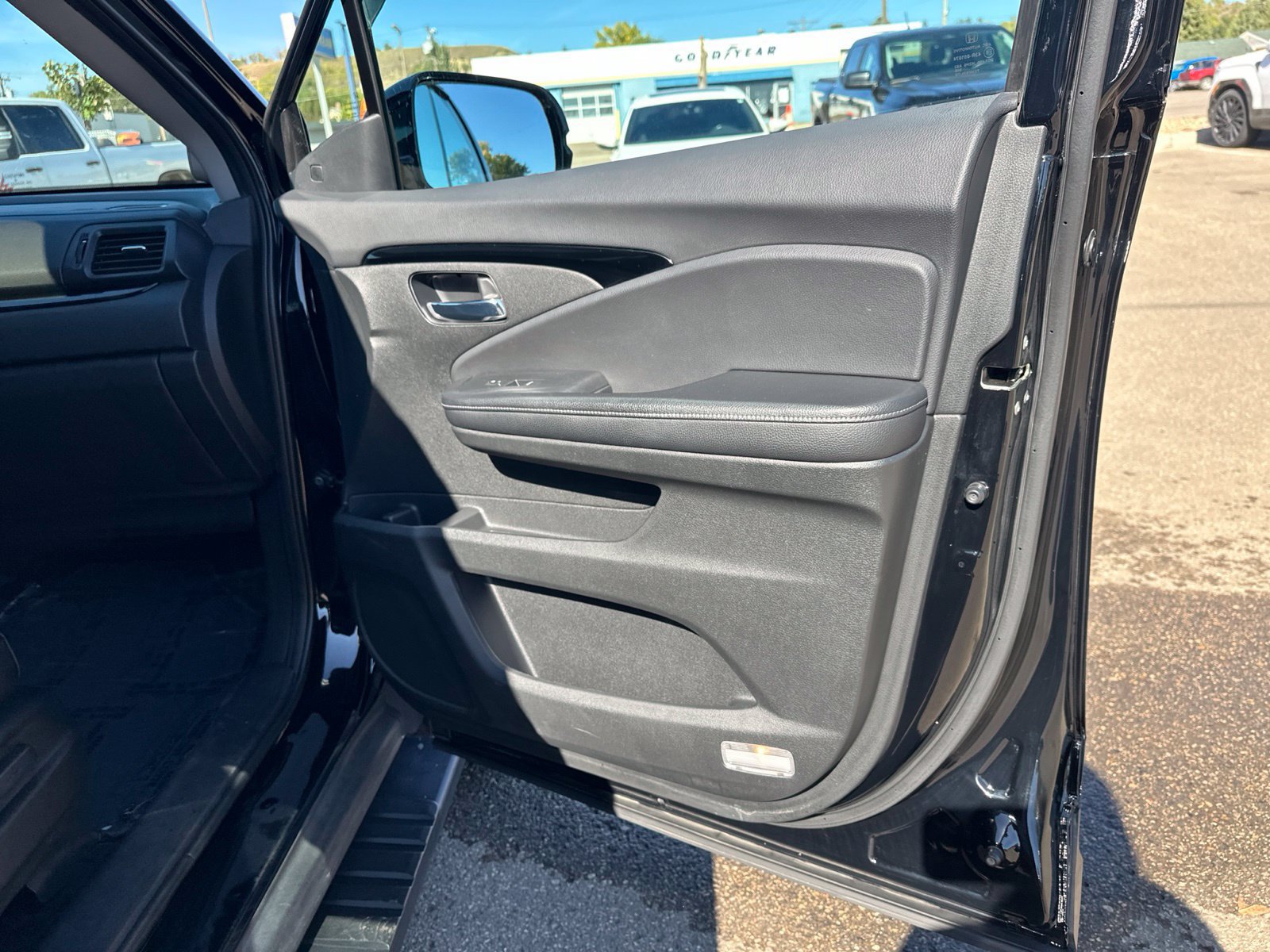 Used 2020 Honda Ridgeline RTL-E image 38