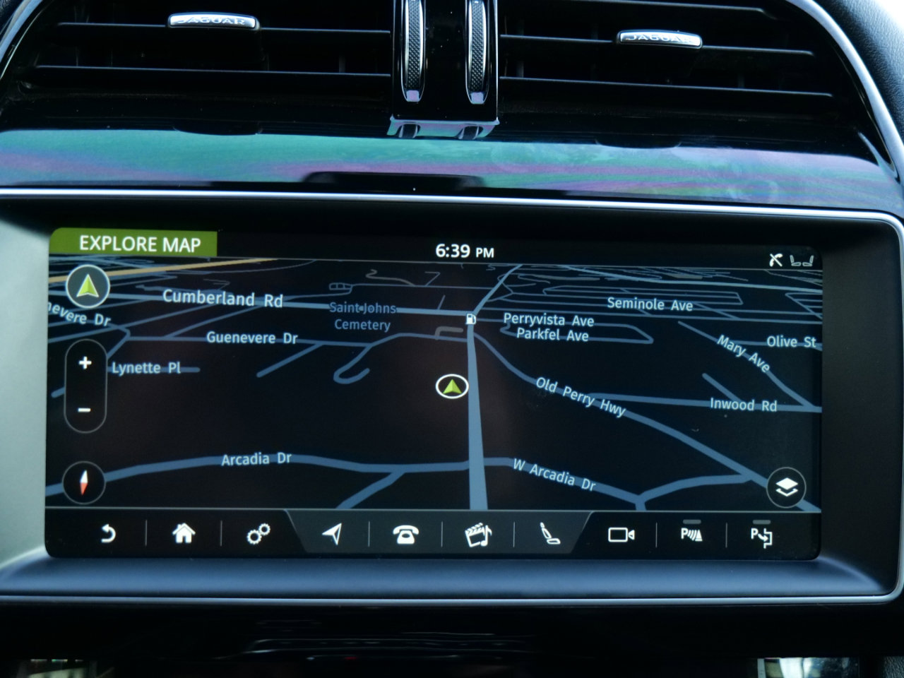 Used 2019 Jaguar F-PACE S image 23