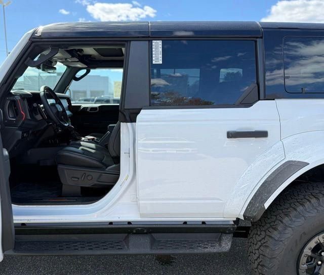 New 2026 Ford Bronco Raptor AWD/4WD image 12