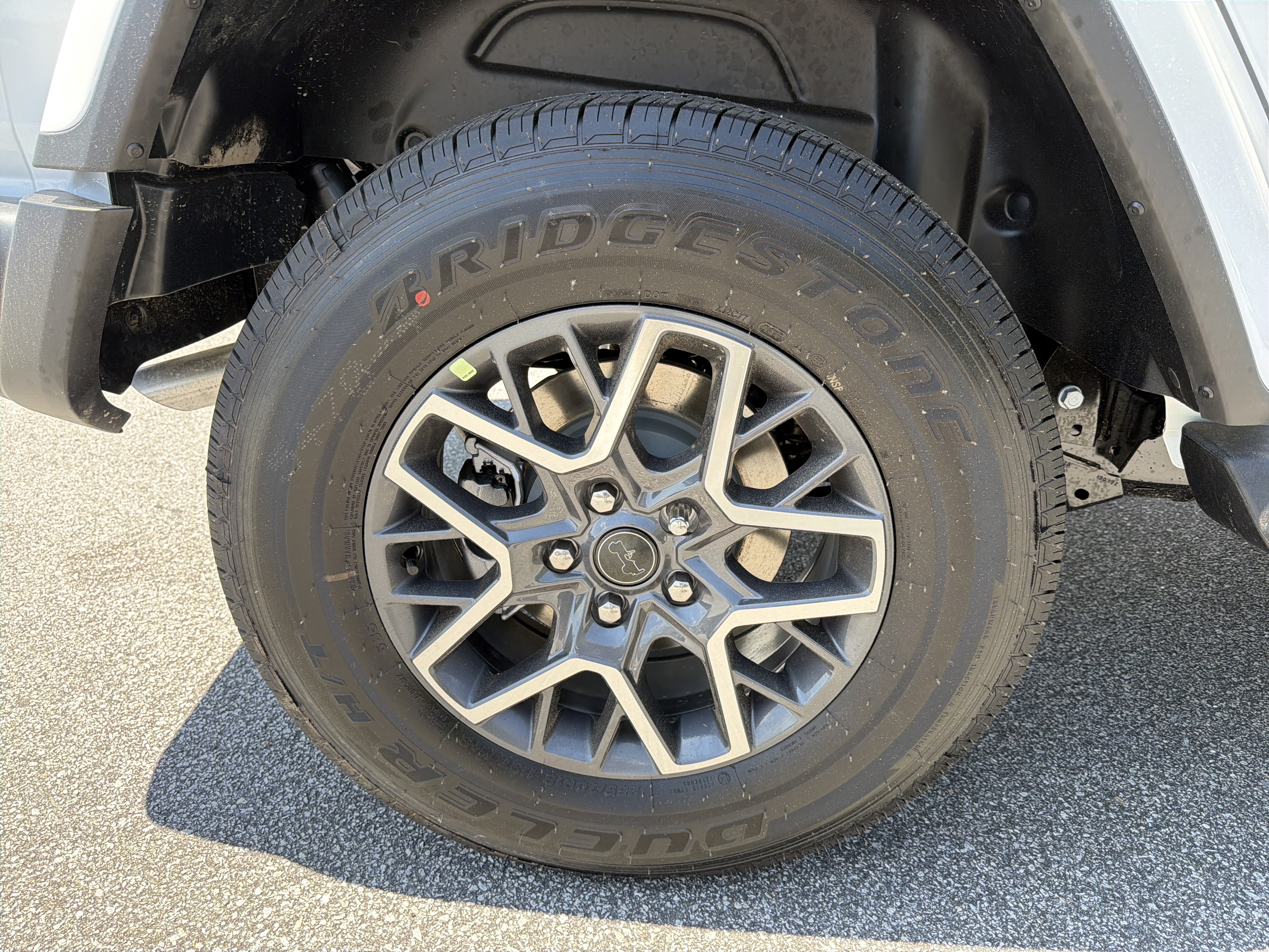 New 2026 Jeep Wrangler Unlimited Sahara AWD/4WD image 16