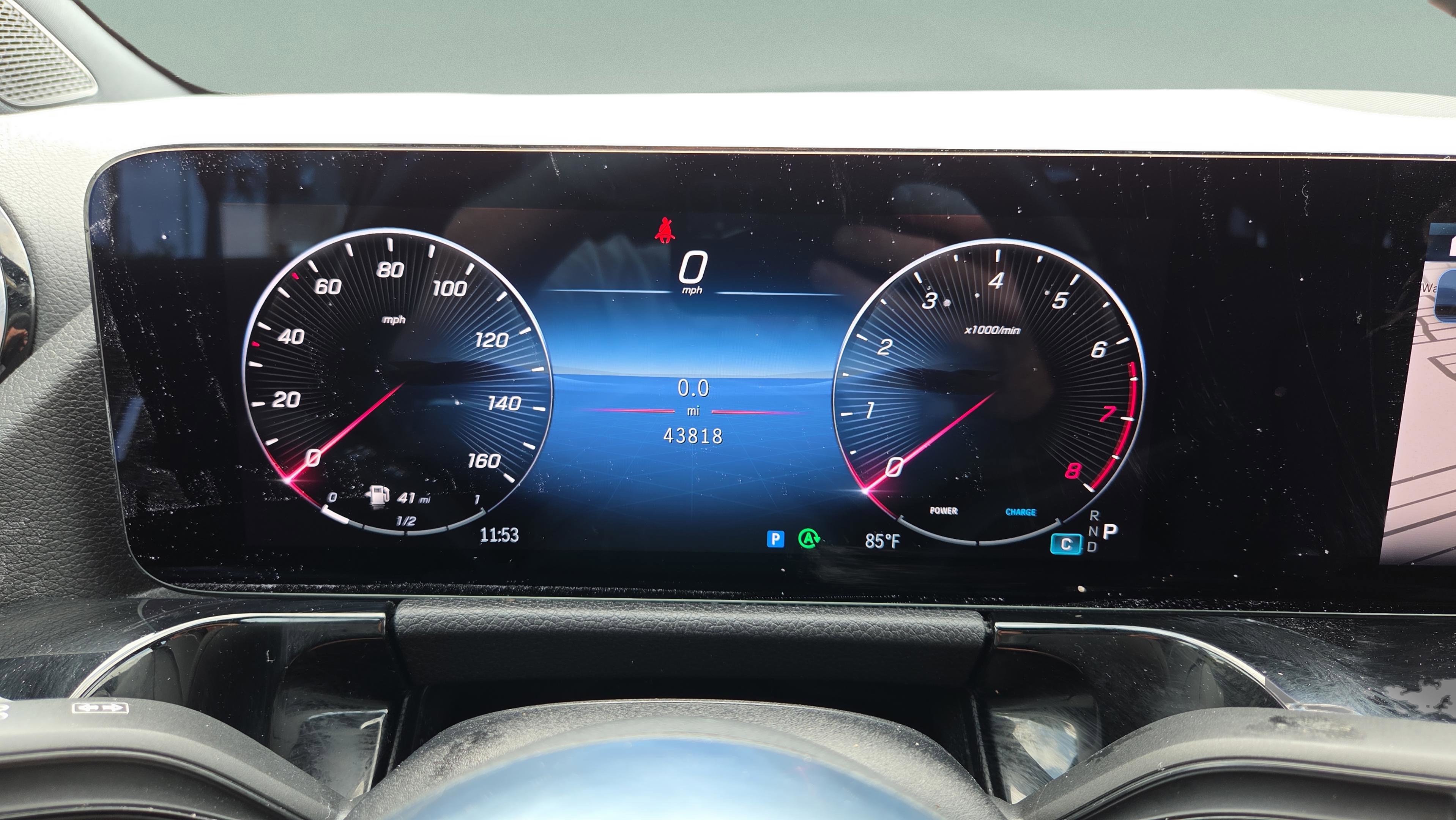 Used 2025 Mercedes-Benz GLA 250 4MATIC image 26