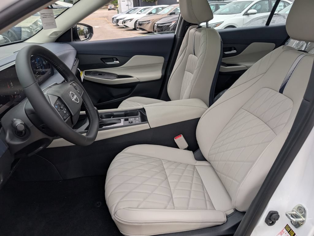 New 2026 Nissan Sentra SL w/ Floor Mat Package FWD image 10