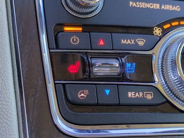 Used 2019 Lincoln Continental Reserve image 22