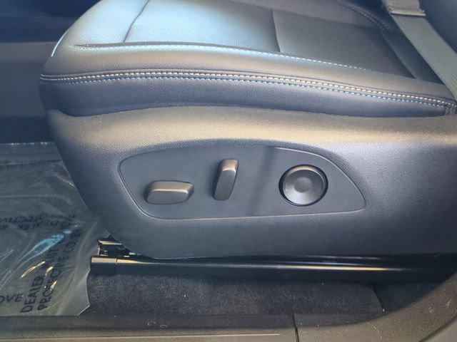 Certified 2026 Chevrolet Equinox EV LT AWD/4WD image 23