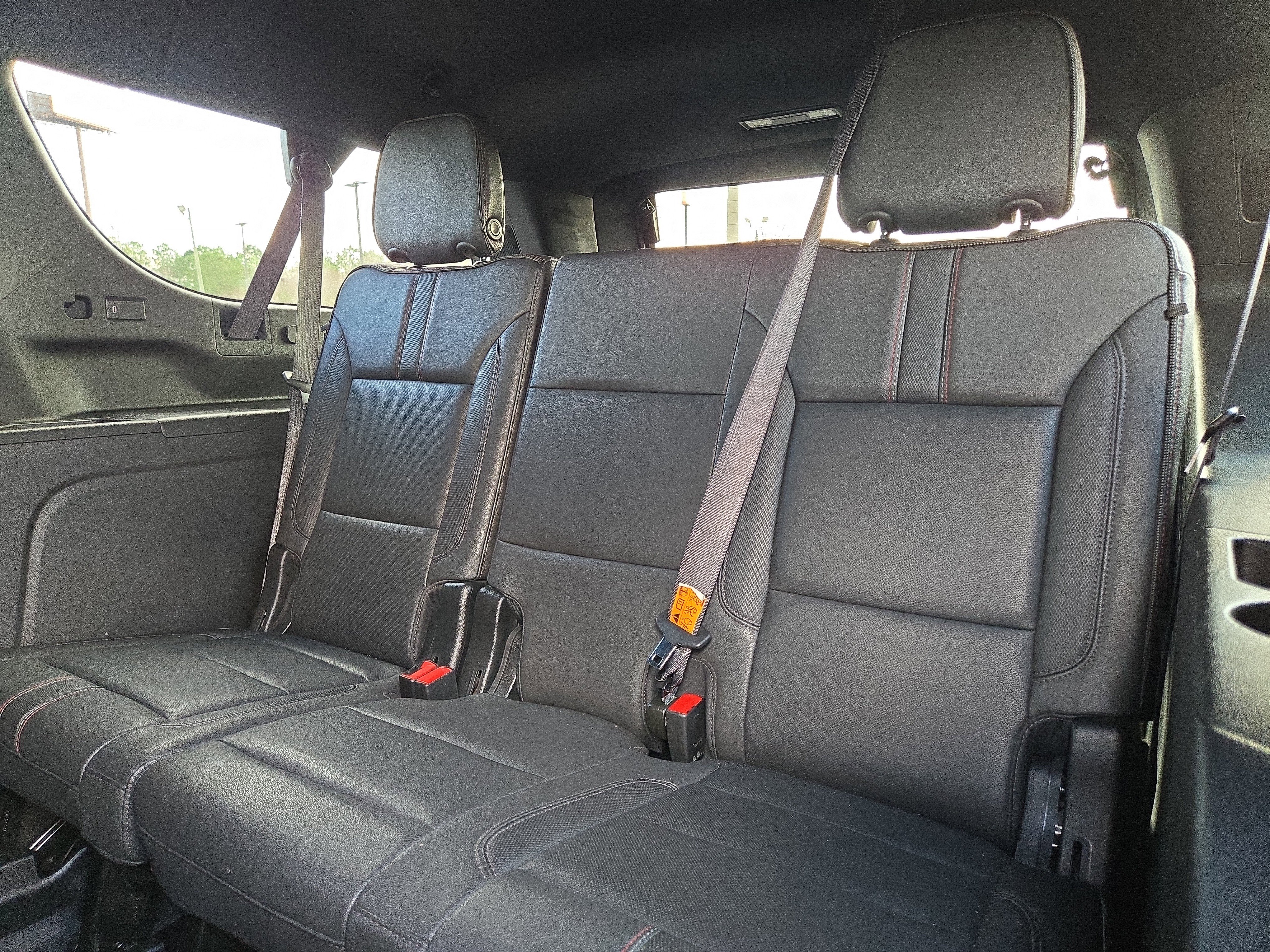 Used 2024 Chevrolet Suburban RST image 14
