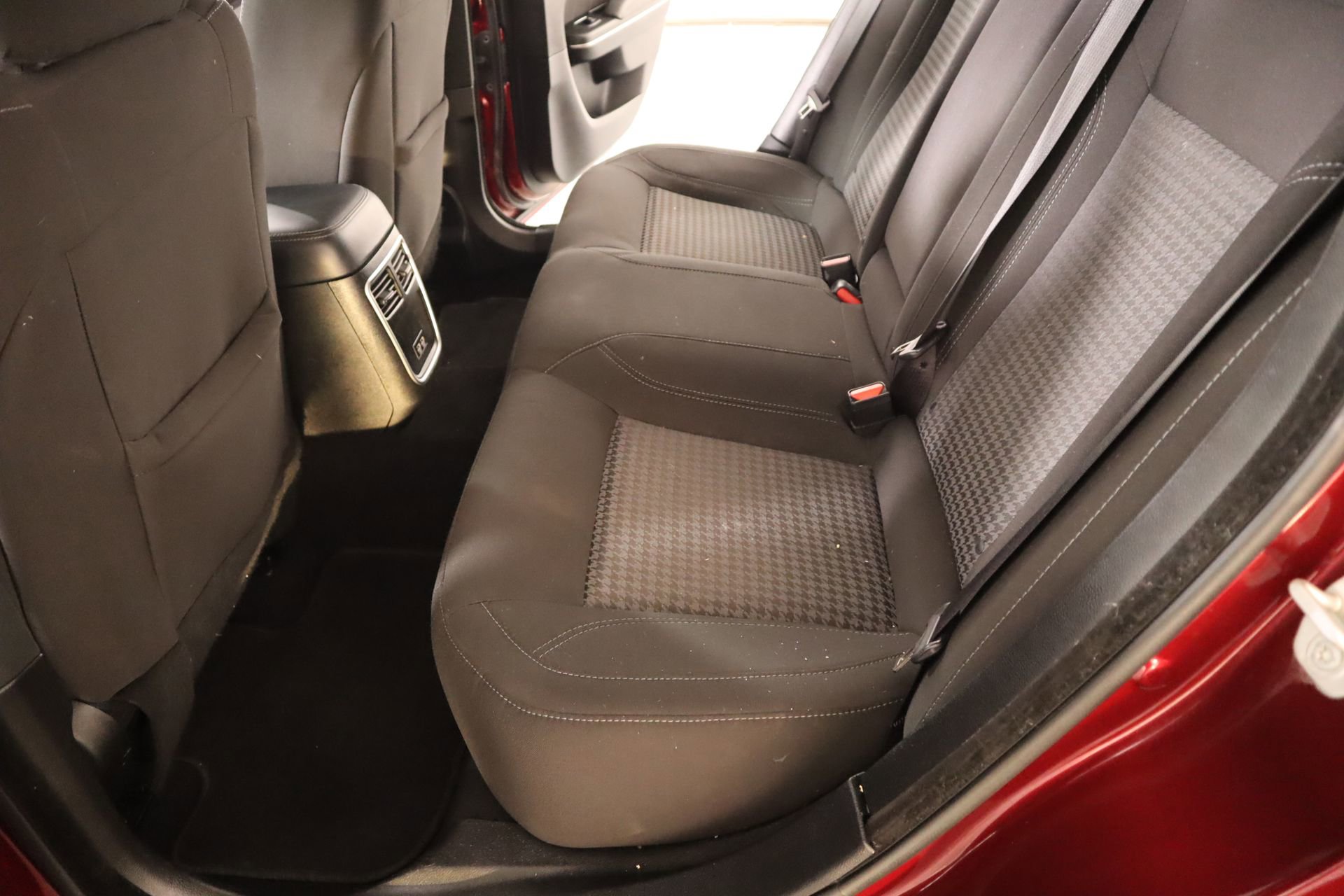 Used 2023 Dodge Charger SXT RWD image 11