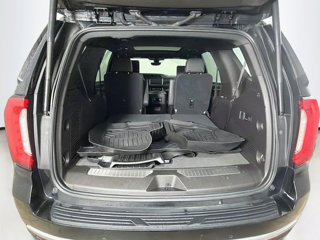 Used 2021 GMC Yukon Denali w/ Denali Premium Package AWD/4WD image 29