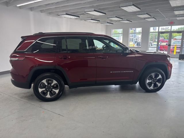 Used 2022 Jeep Grand Cherokee Limited 4xe w/ Luxury Tech Group II AWD/4WD image 15