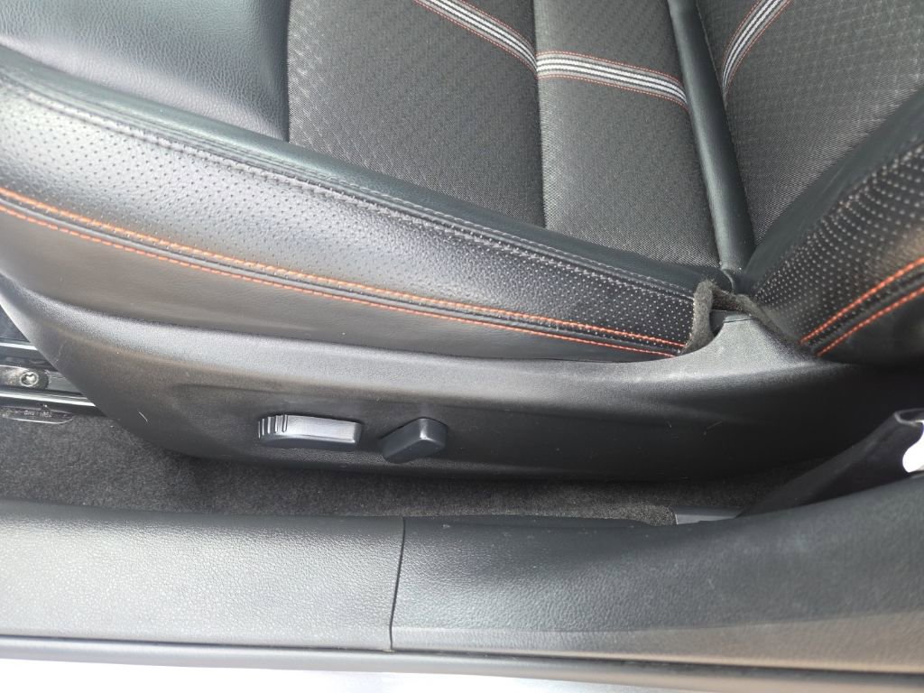 Used 2025 Nissan Altima 2.5 SR FWD image 18