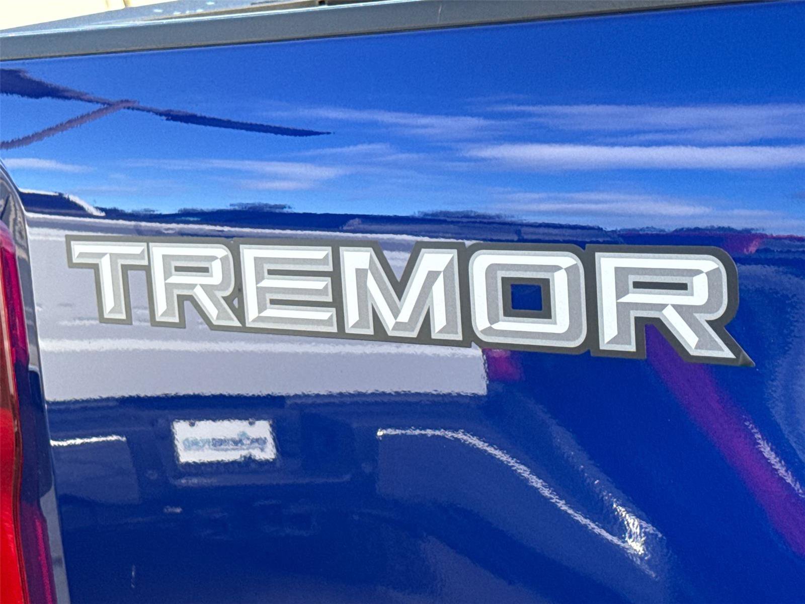 Used 2026 Ford F250 Lariat w/ Tremor Off-Road Package AWD/4WD image 8