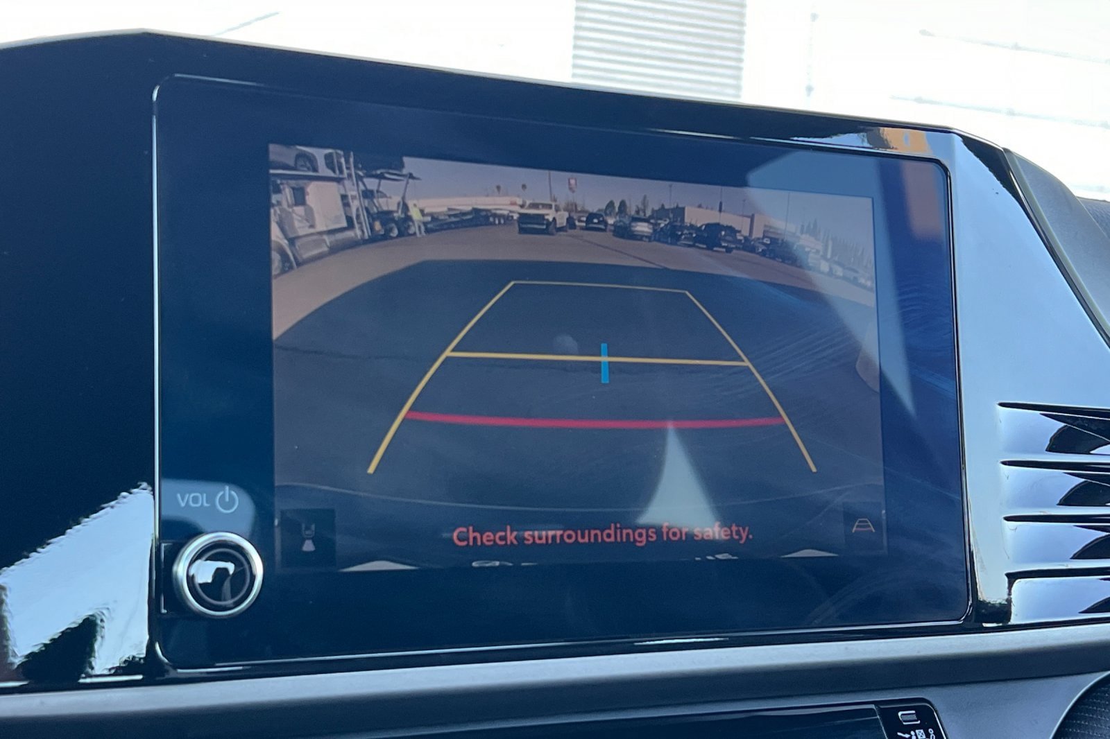 Used 2025 Toyota Camry SE FWD image 18