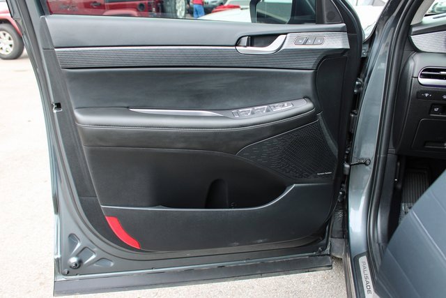 Used 2024 Hyundai Palisade Limited image 10