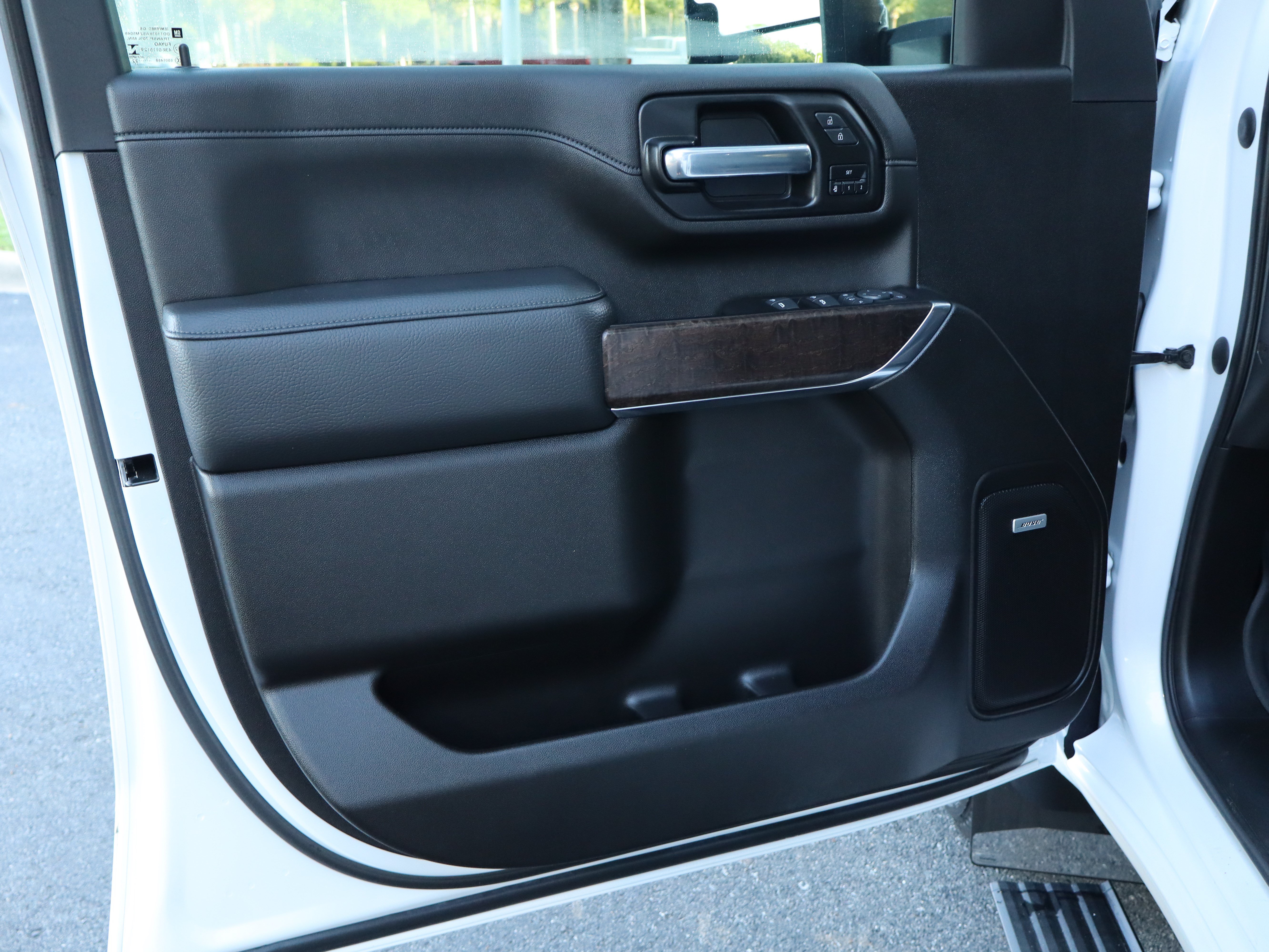 Used 2022 GMC Sierra 3500 Denali AWD/4WD image 31
