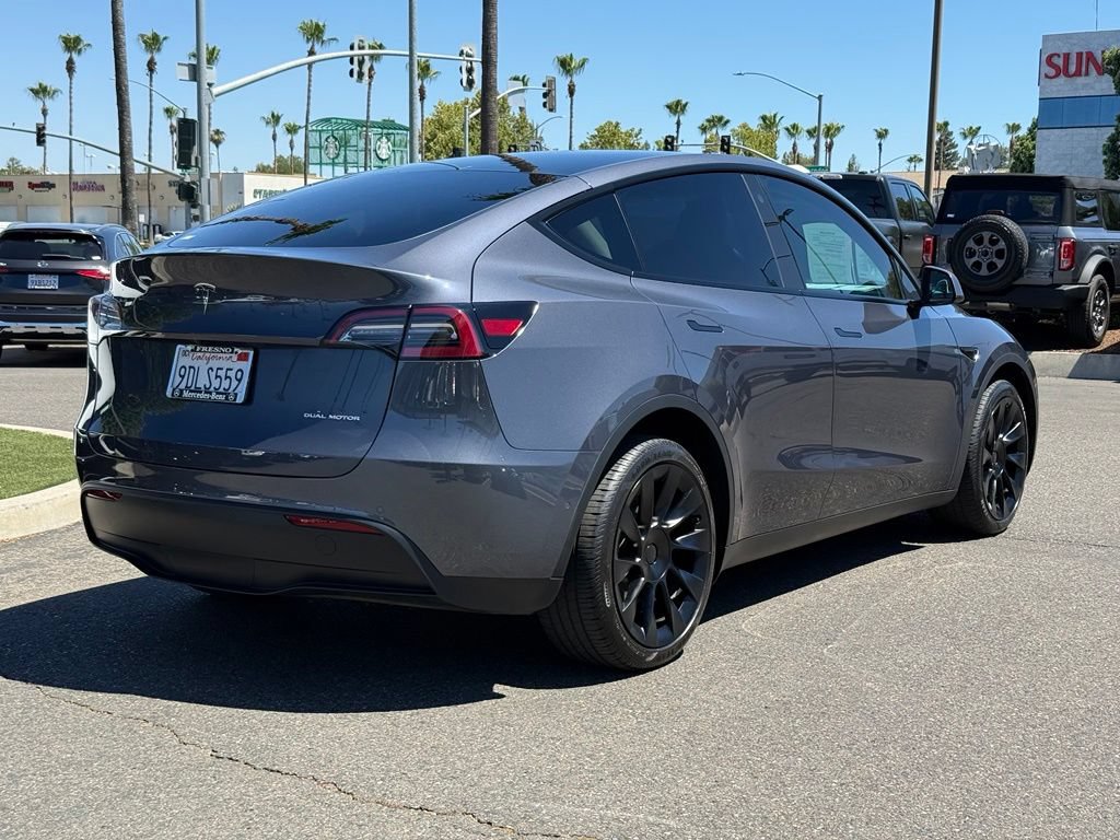 Used 2022 Tesla Model Y Long Range AWD/4WD image 9