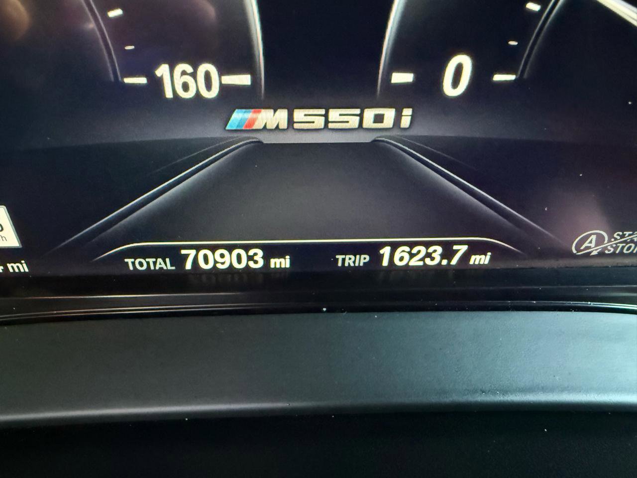 Used 2018 BMW M550i xDrive AWD/4WD image 31