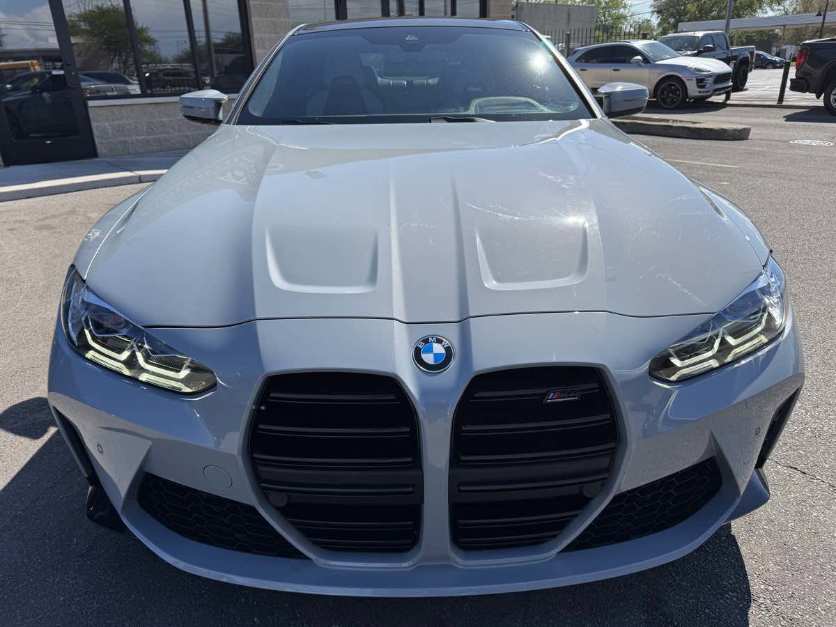 Used 2022 BMW M4 Competition w/ Executive Package RWD image 3
