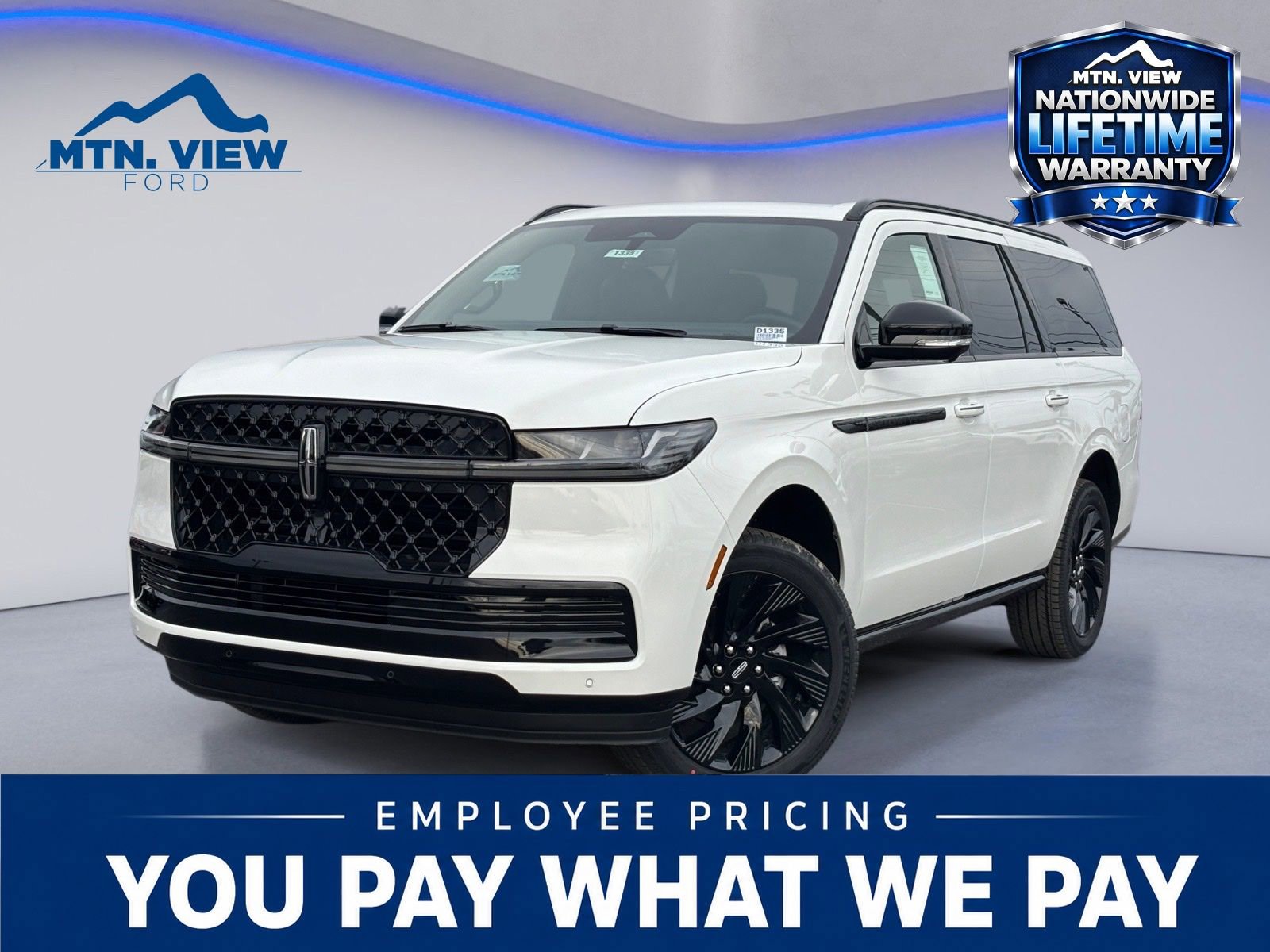 New 2026 Lincoln Navigator L Reserve w/ Jet Appearance Package AWD/4WD image 1