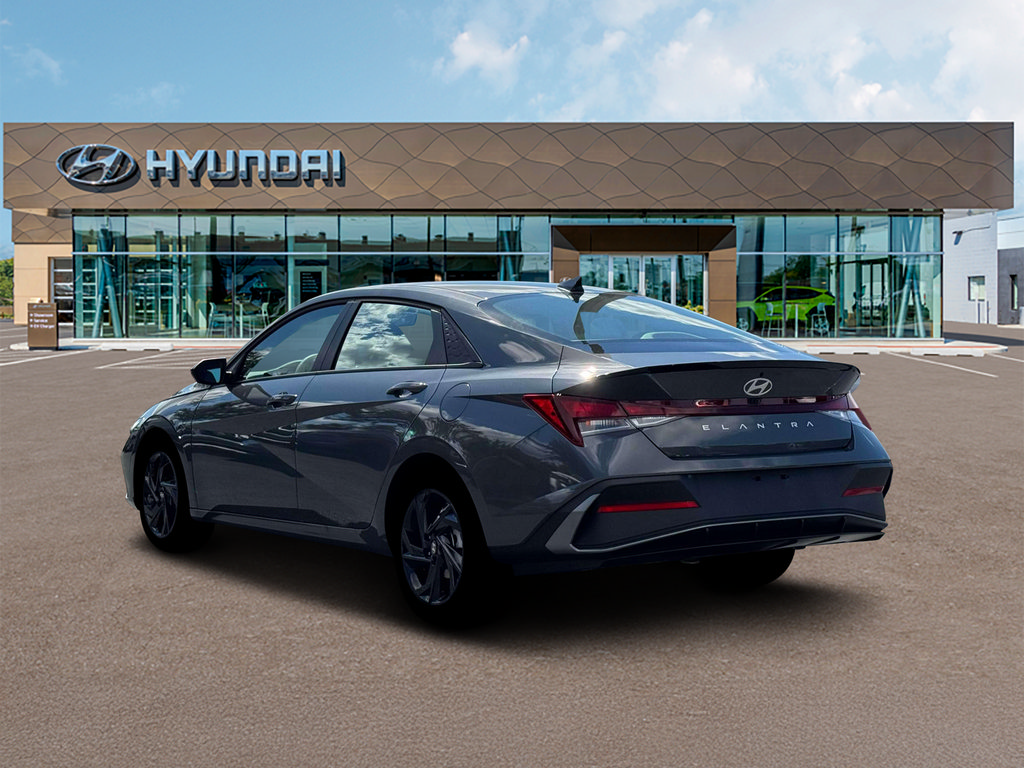 New 2026 Hyundai Elantra SEL Sport FWD image 5
