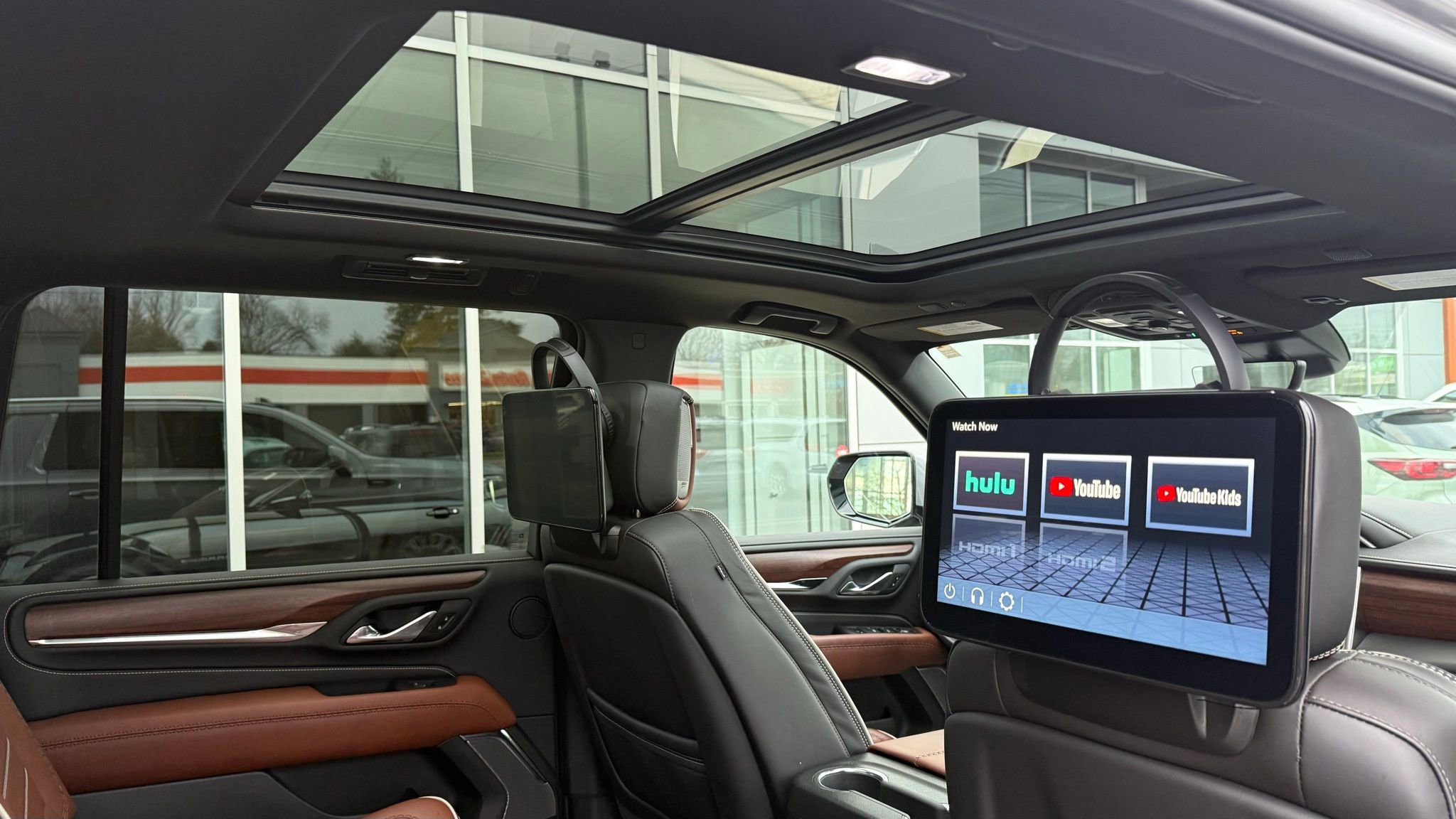 Used 2024 GMC Yukon XL Denali Ultimate image 29