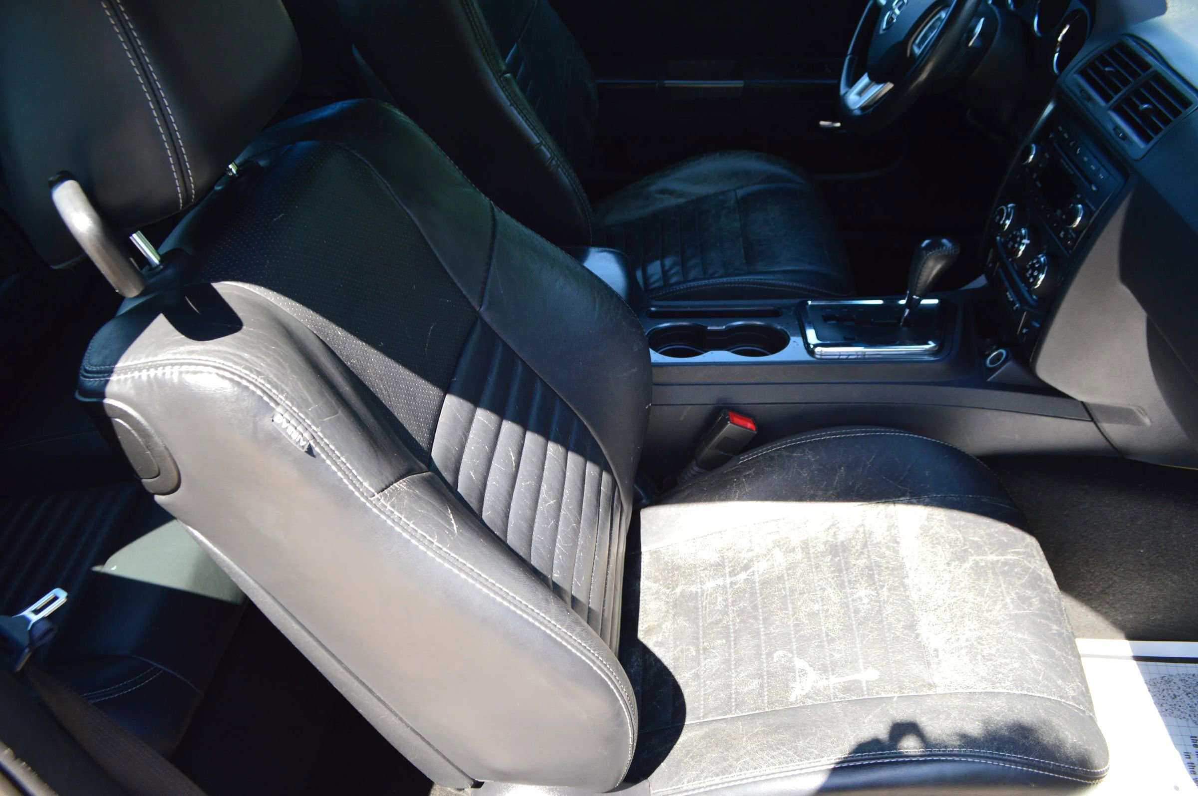 Used 2014 Dodge Challenger SXT Plus RWD image 20