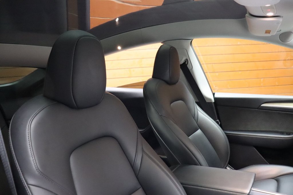 Used 2023 Tesla Model Y Long Range AWD/4WD image 54