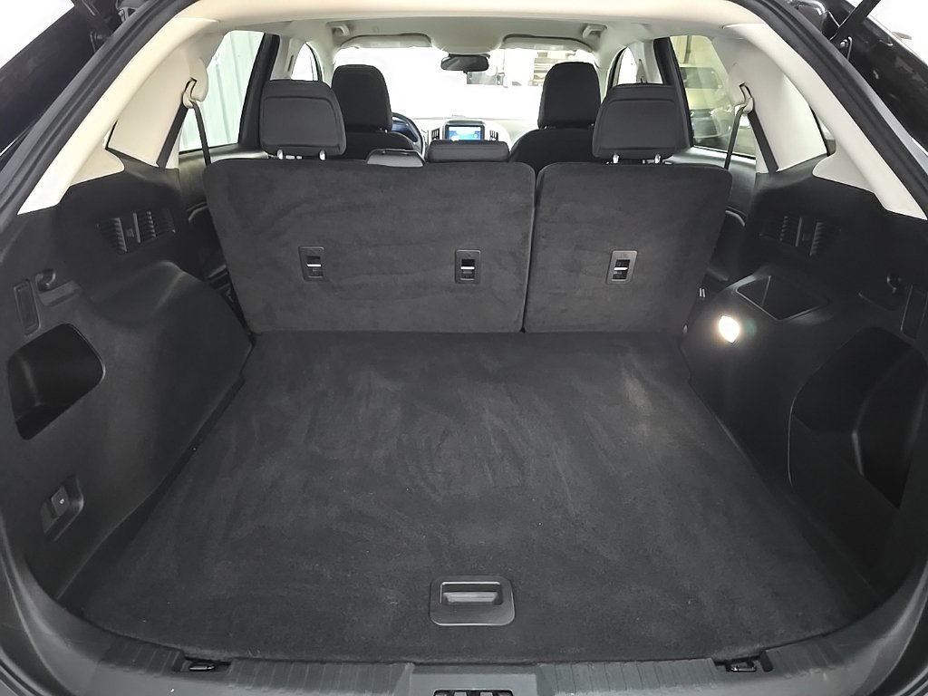 Certified 2022 Ford Edge SE w/ Black Appearance Package AWD/4WD image 14