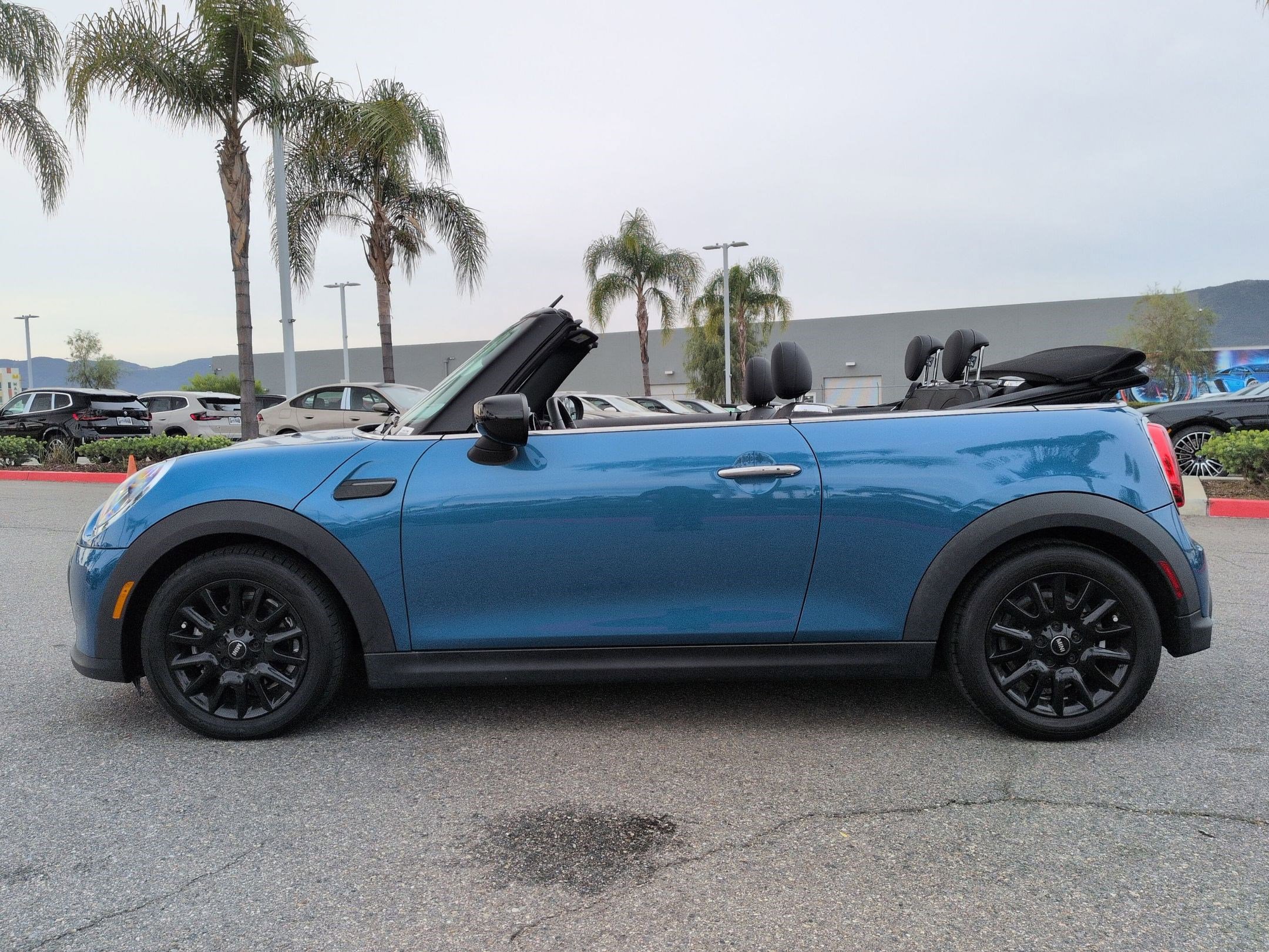 Used 2024 MINI Cooper Convertible image 7