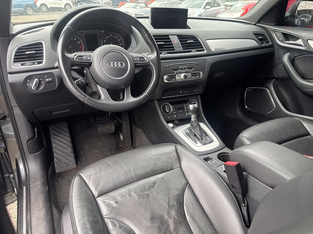 Used 2018 Audi Q3 2.0T Premium Plus w/ Premium Plus Package AWD/4WD image 33