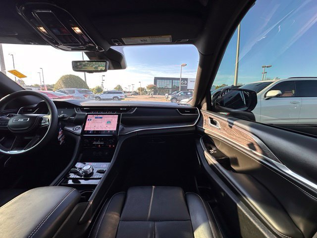 Used 2023 Jeep Grand Cherokee L Overland w/ Luxury Tech Group IV AWD/4WD image 29