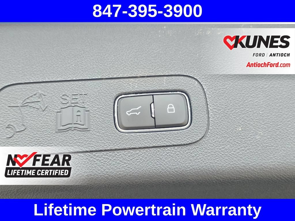 Used 2025 Lincoln Aviator AWD image 34