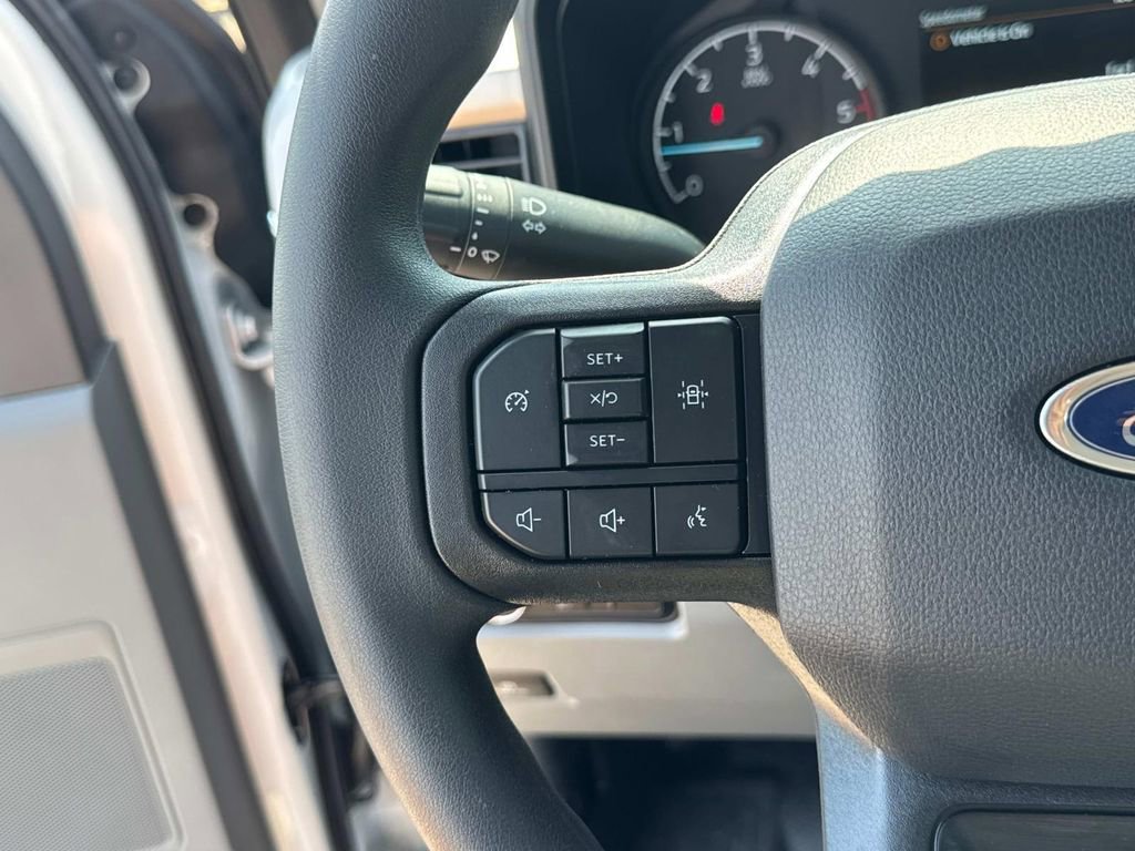 New 2025 Ford F350 XL w/ XL Chrome Package image 9