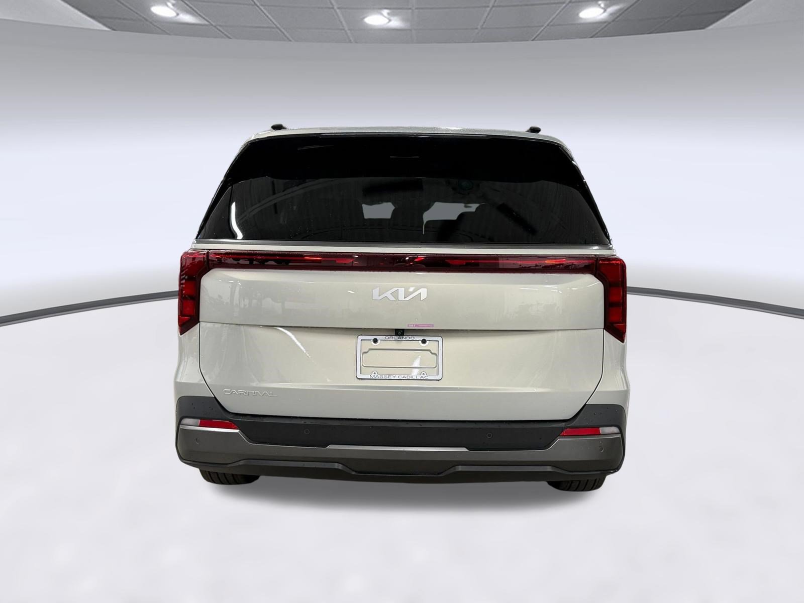 Used 2025 Kia Carnival SX FWD image 10