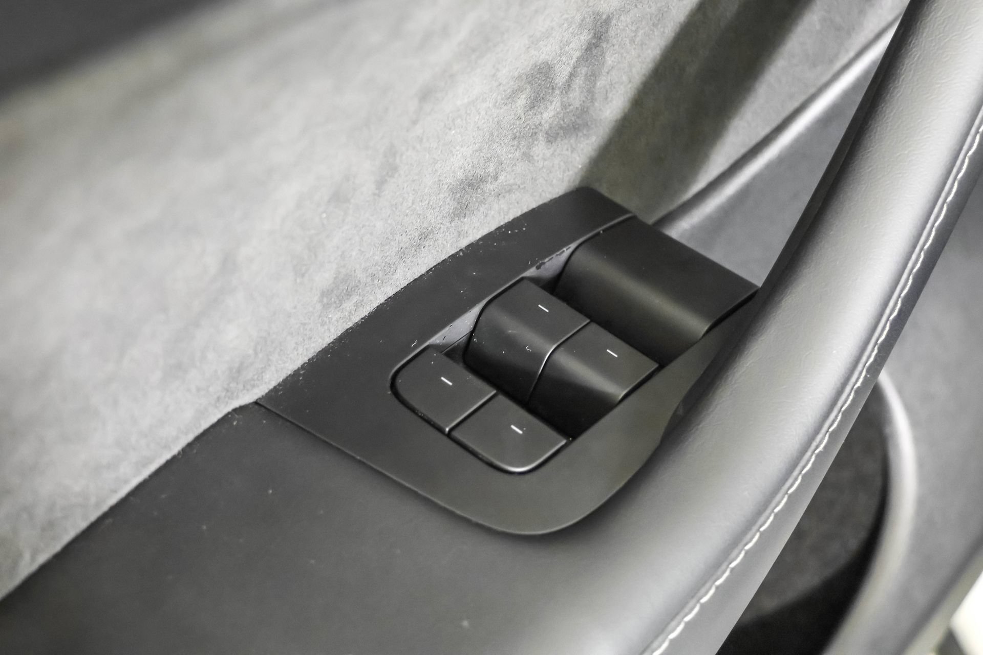 Used 2022 Tesla Model Y Long Range AWD/4WD image 33