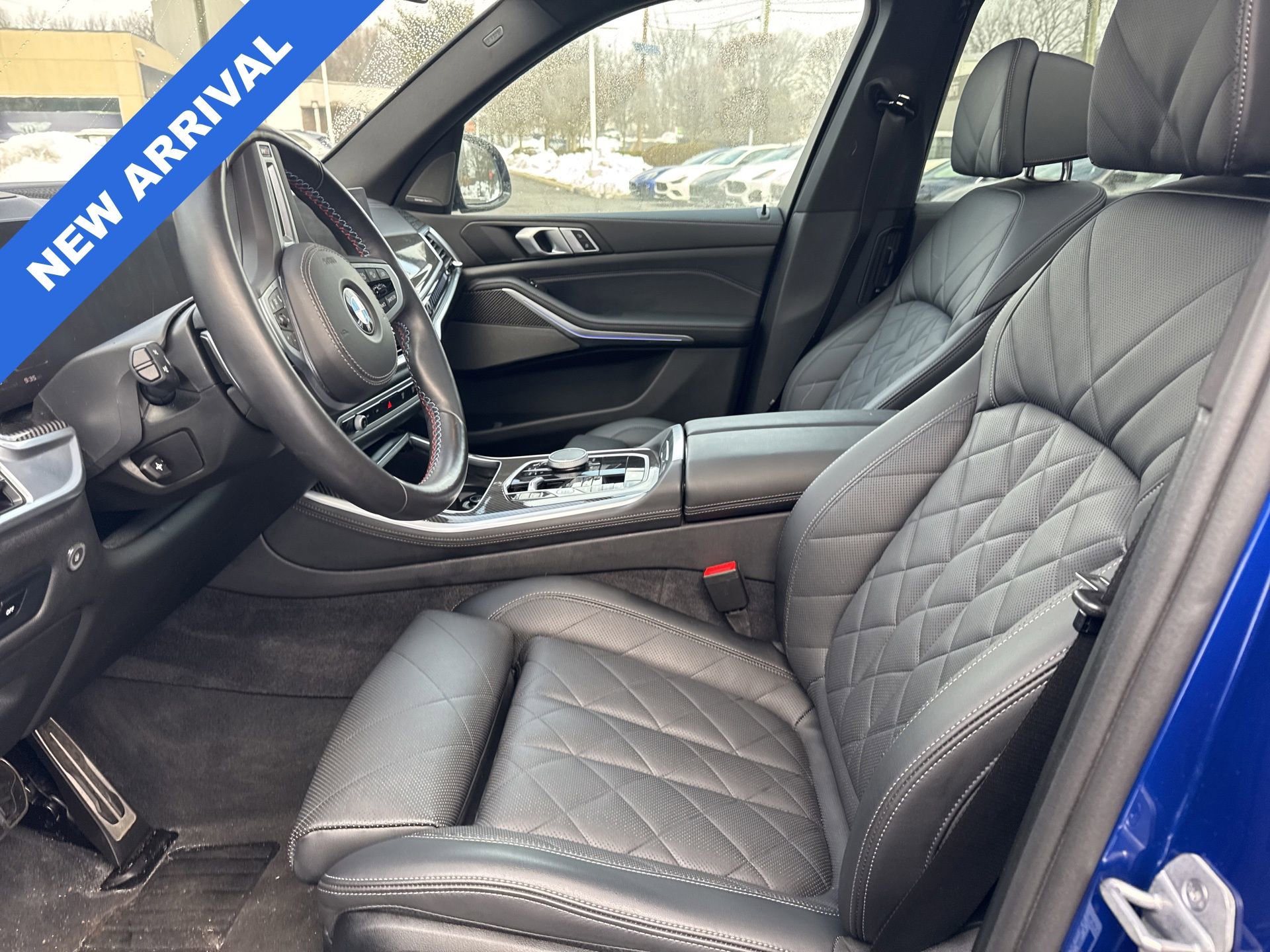 Used 2025 BMW X5 M60i w/ Climate Comfort Package image 6