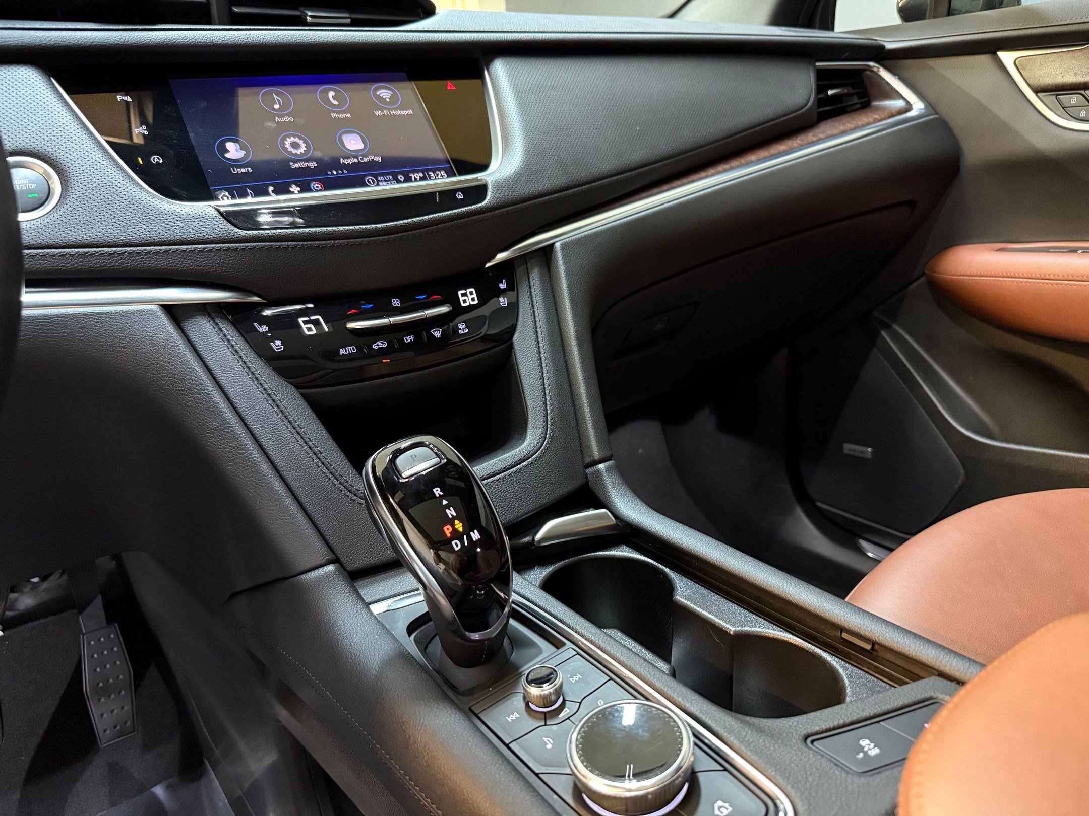 Certified 2022 Cadillac XT5 Premium Luxury w/ Technology Package image 17