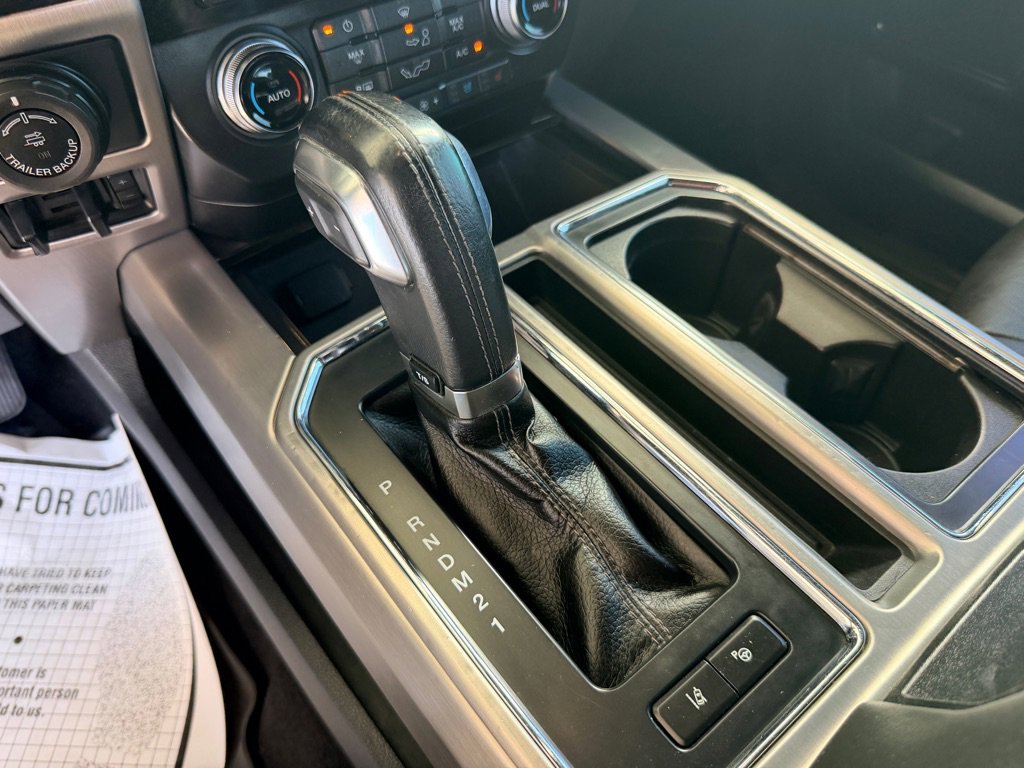 Used 2016 Ford F150 Platinum w/ Equipment Group 701A Luxury image 12