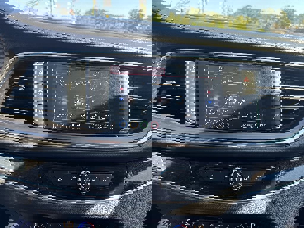 Used 2021 Buick Enclave Avenir w/ Avenir Technology Package image 22