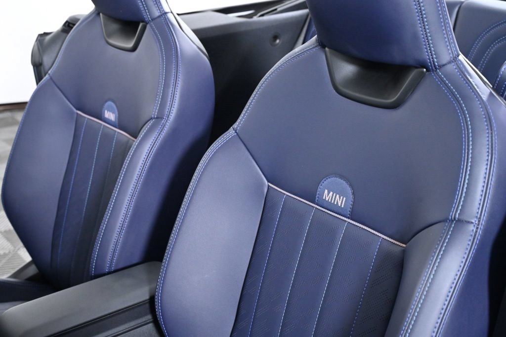 Certified 2025 MINI Cooper S FWD image 23