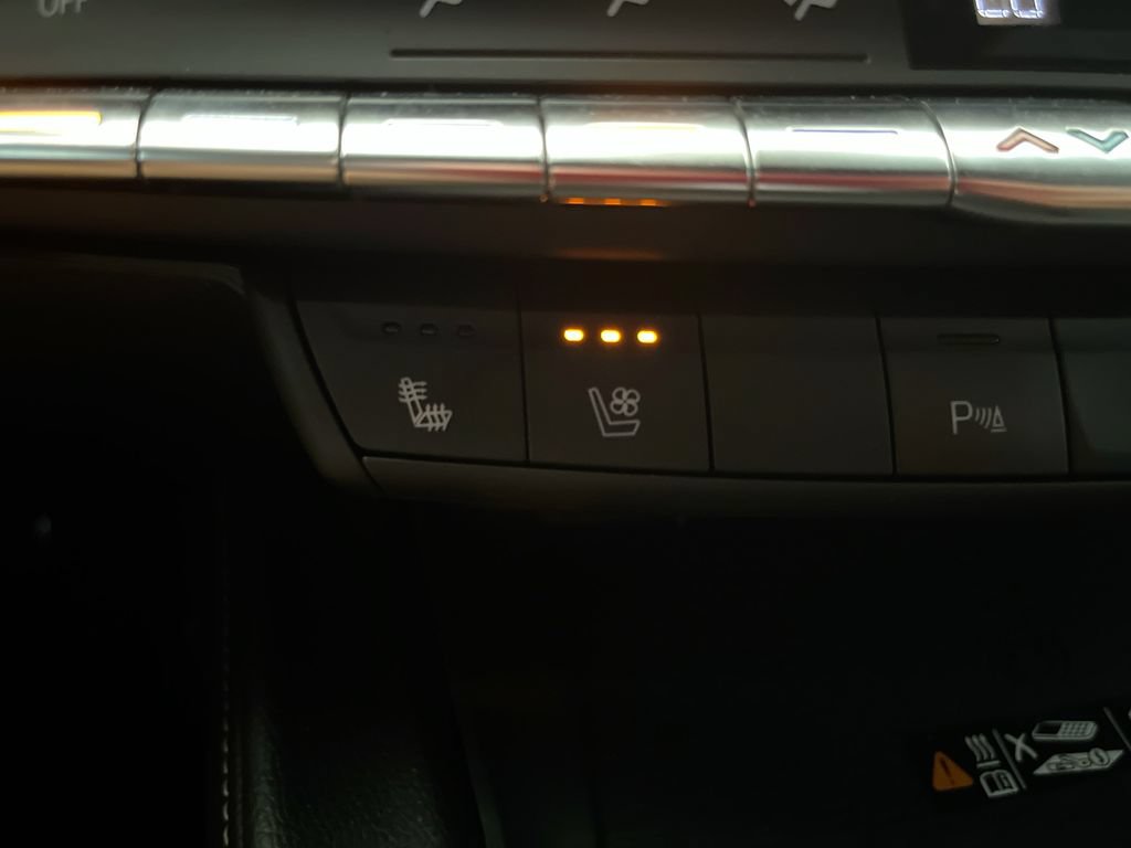 Used 2022 Cadillac CT4 V Blackwing w/ Driver Assist Package RWD image 21