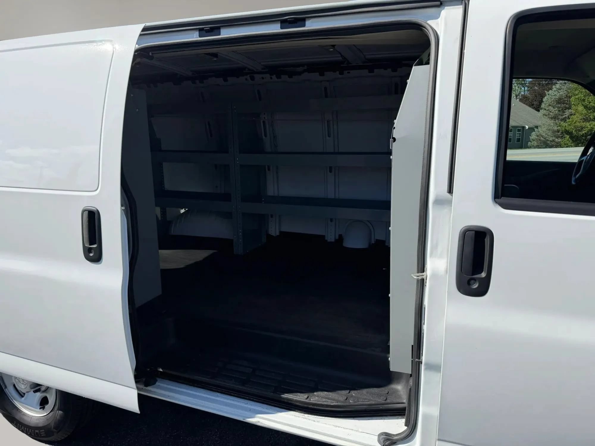 Used 2019 Chevrolet Express 2500 w/ Driver Convenience Package RWD image 24