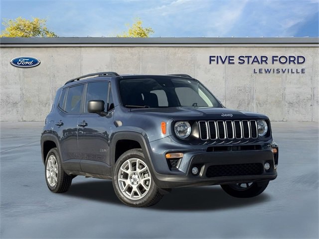 Used 2022 Jeep Renegade Latitude image 2