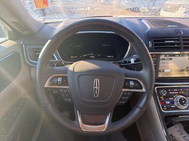 Used 2018 Lincoln Continental Reserve image 19
