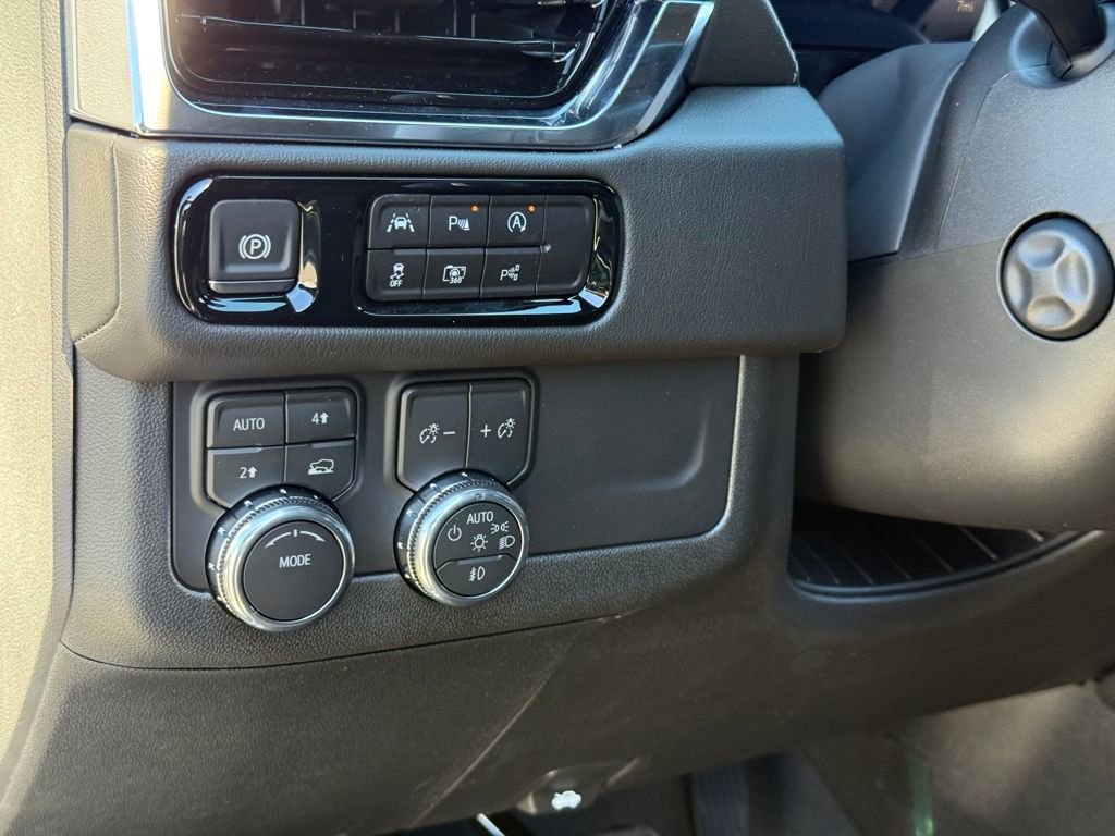 New 2026 GMC Yukon Denali w/ Sun & Power Step Package image 16