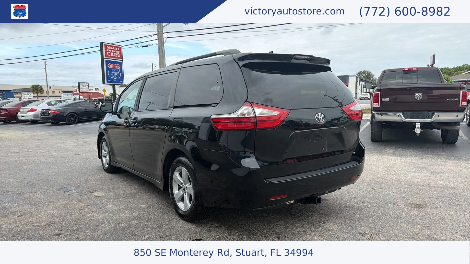 Used 2019 Toyota Sienna LE FWD image 5