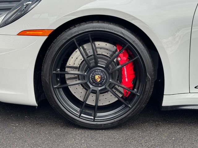 Used 2024 Porsche 911 Carrera GTS RWD image 11