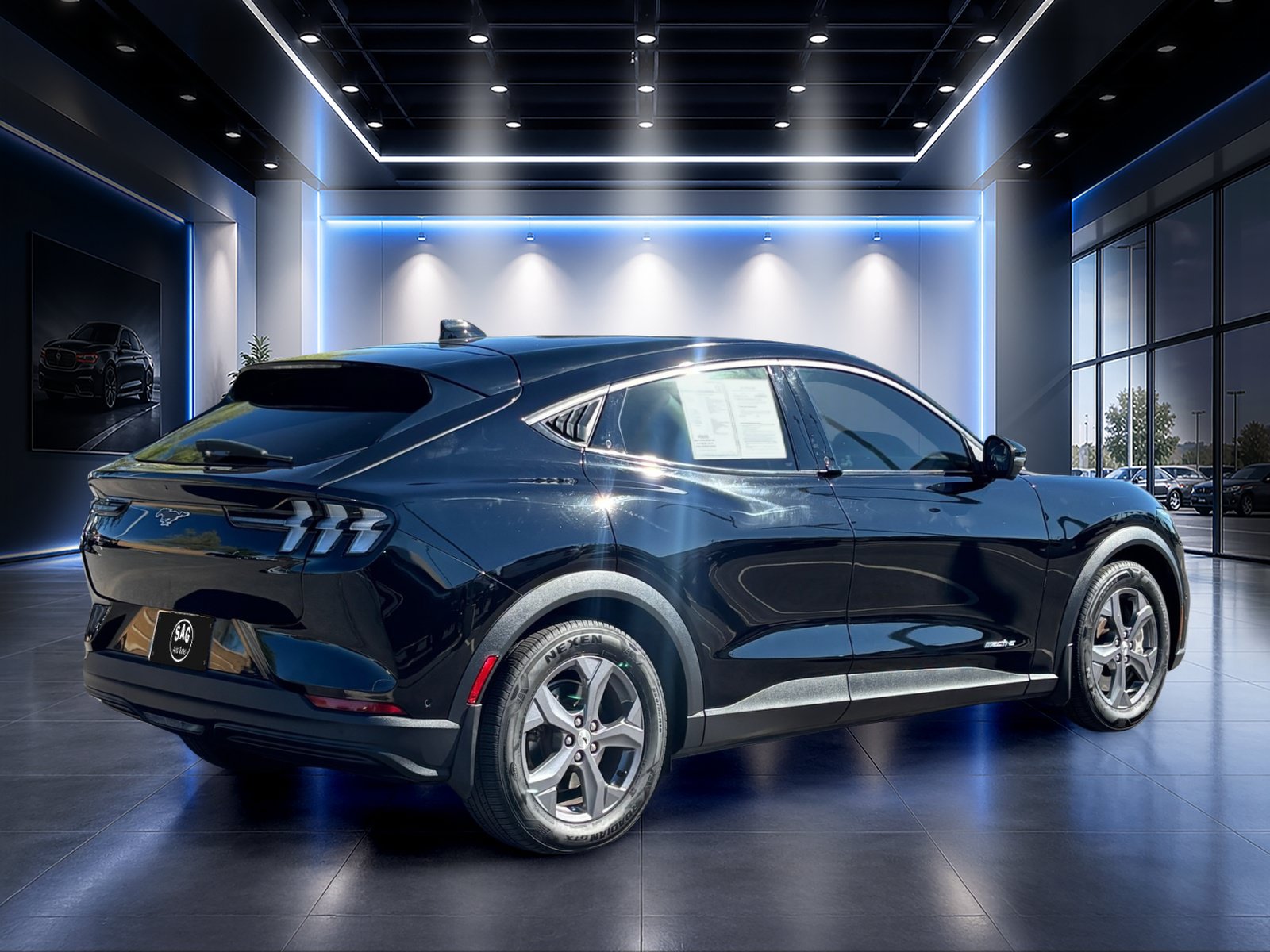 Used 2022 Ford Mustang Mach-E Select w/ Comfort/Technology Package RWD image 4